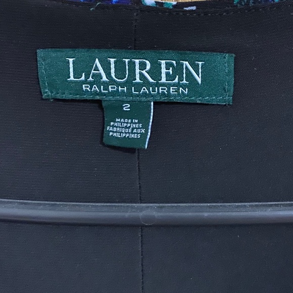 LAUREN Ralph Lauren BLACK MULTI FLORAL FAUX WRAP DRESS w/ FLUTTER SLEEVES Sz-2 - Picture 4 of 6